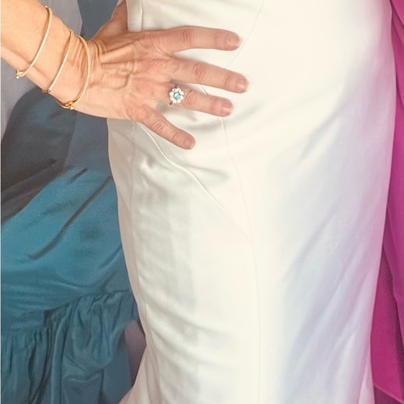 Pronovias Symphonies, Sweetheart neckline, Mikado satin, White - Picture 4 of 6